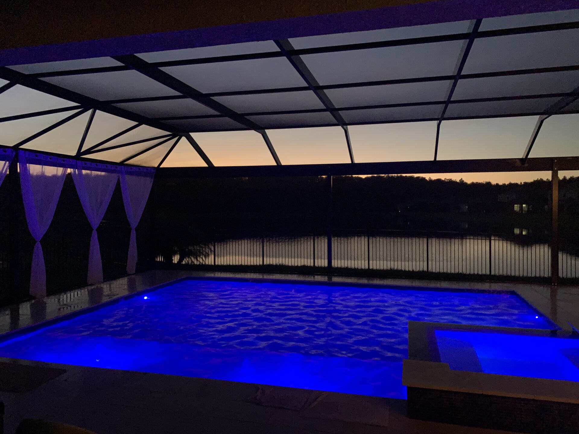 Central Florida Pools | Custom Pool Design & Construction | Free Quote